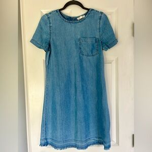 Women’s dress